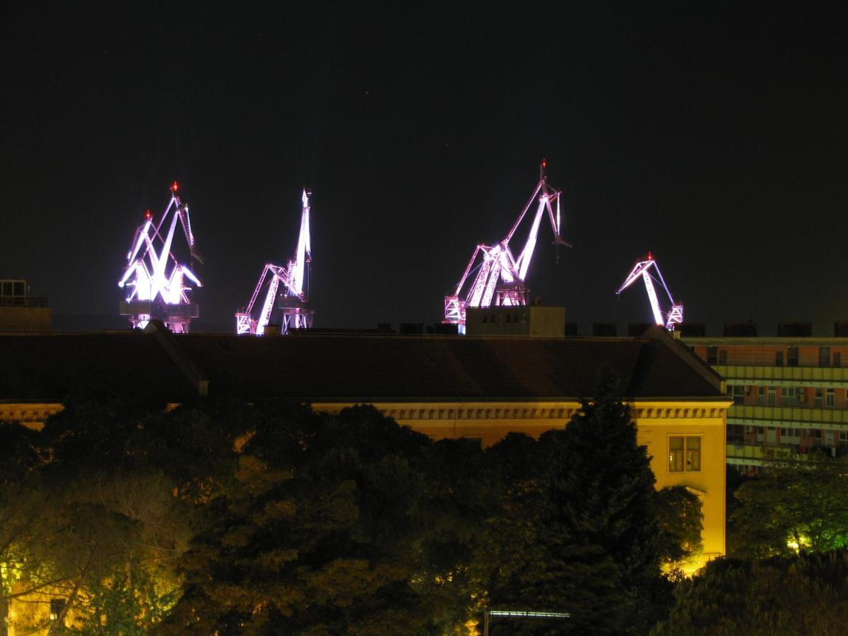 Terrace Dream View Over Amphitheatre Pula Luaran gambar
