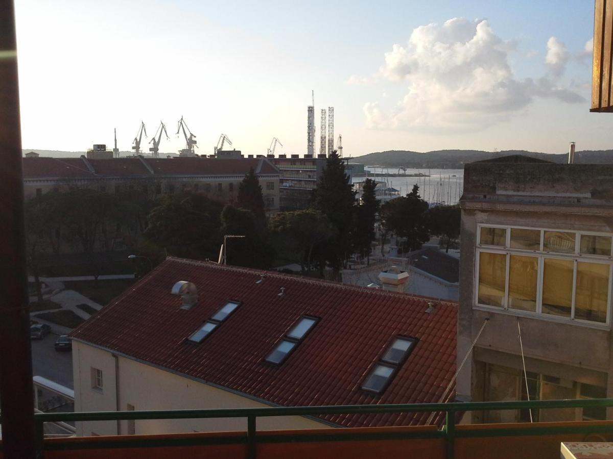Terrace Dream View Over Amphitheatre Pula Luaran gambar